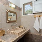 Sunny View Retreat House بيت للعطل أرخانجلوس