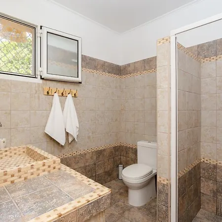 Sunny View Retreat House